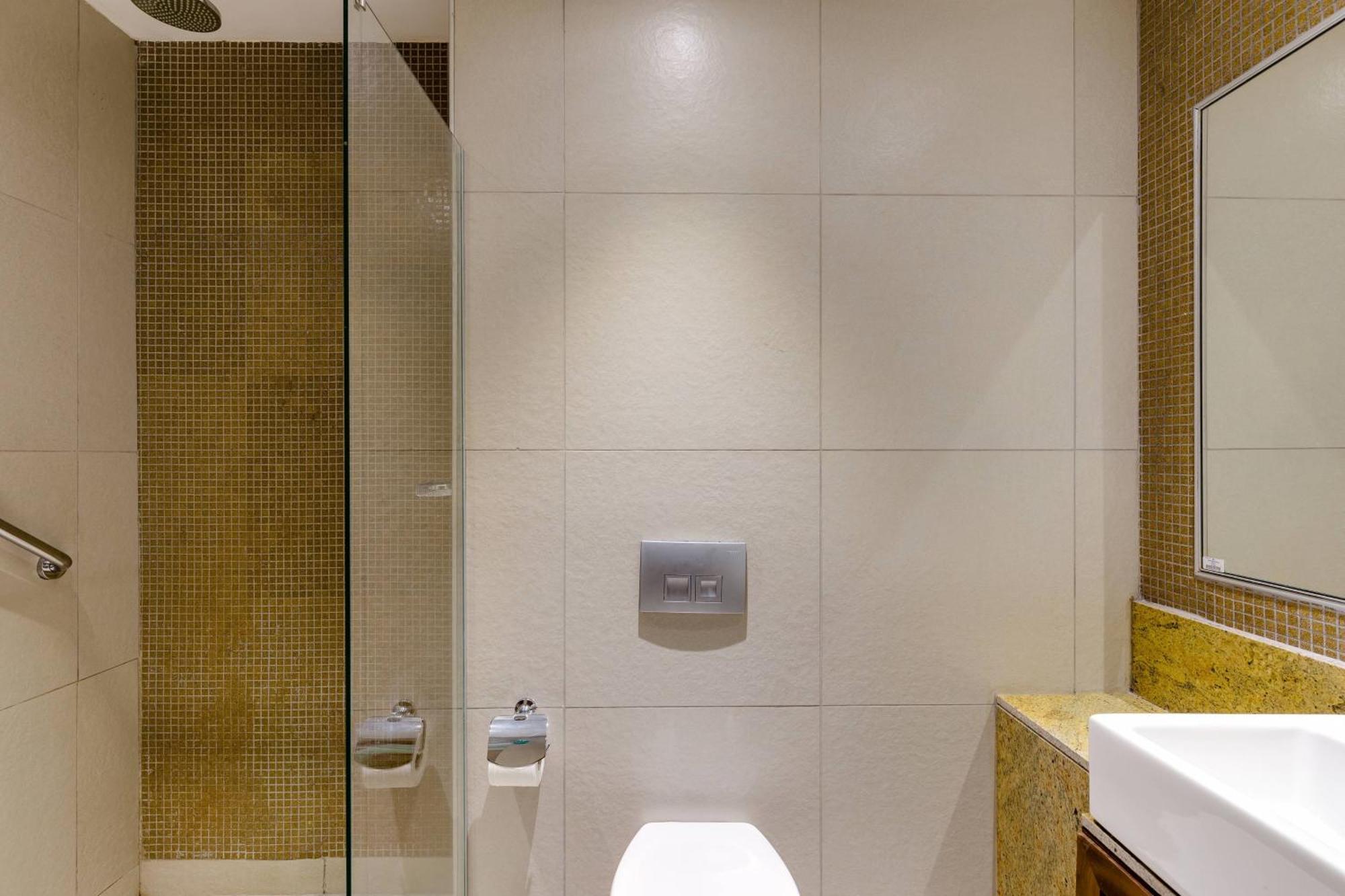 Protea Hotel By Marriott Ikeja Select Lagos Esterno foto
