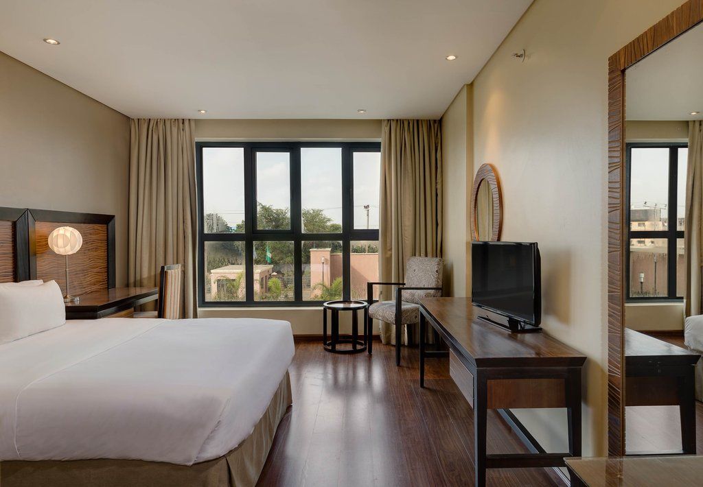Protea Hotel By Marriott Ikeja Select Lagos Esterno foto