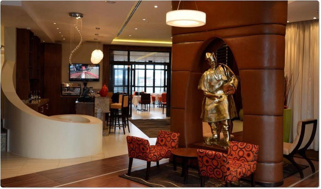 Protea Hotel By Marriott Ikeja Select Lagos Esterno foto